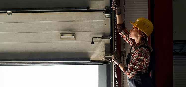 Addressing Common Garage Door Stoppage Issues in South San Jose Hills, CA